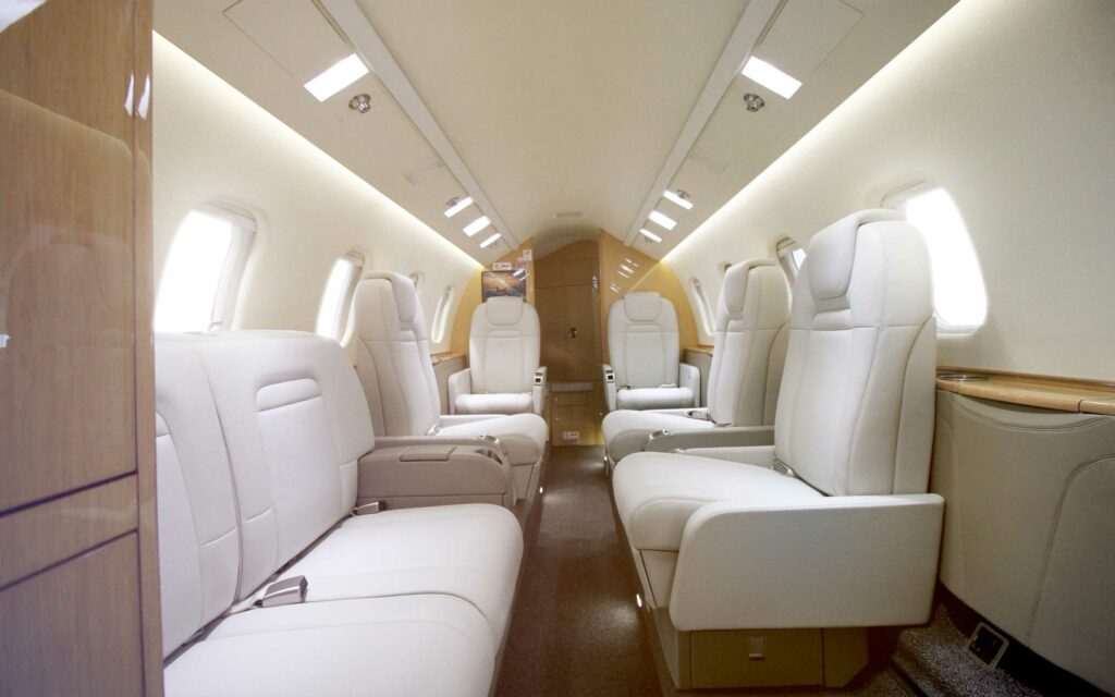 Charter Flights, Learjet 60XR