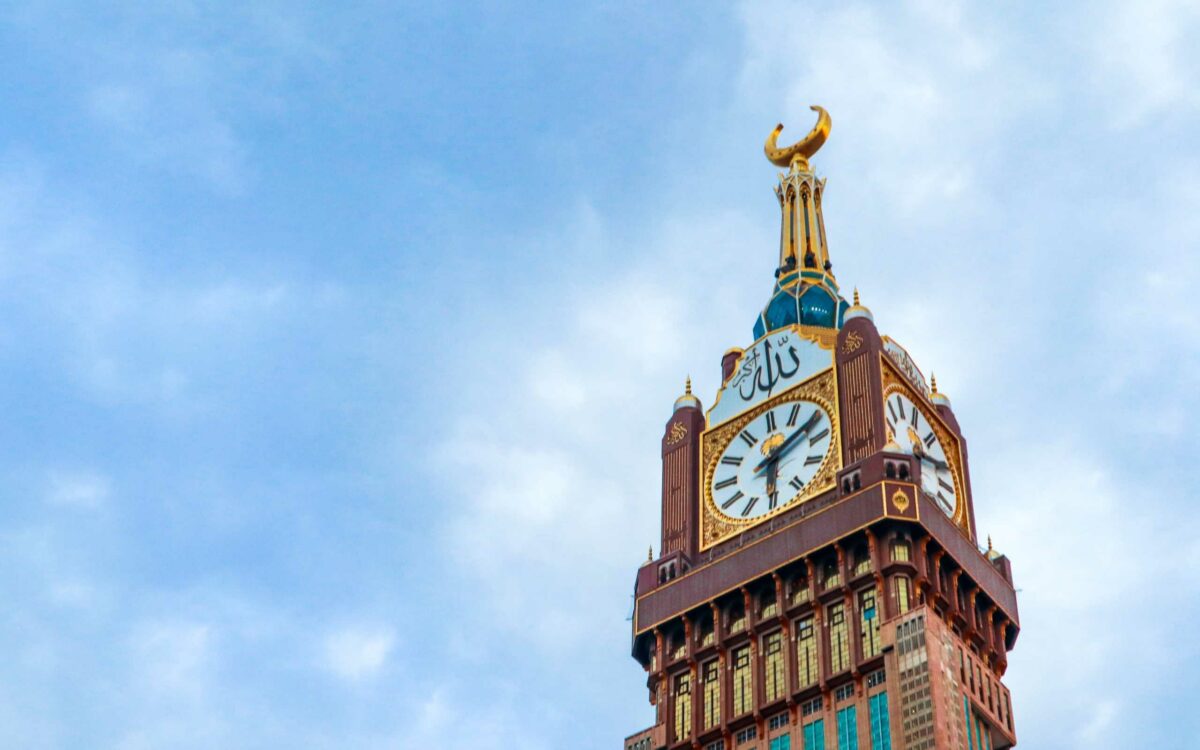 How to Apply for Umrah Visa from Dubai: A Step-by-Step Guide